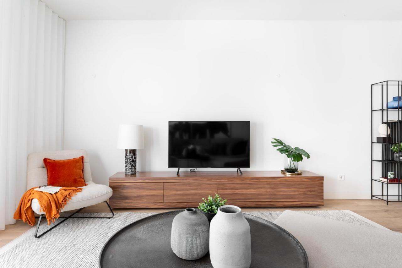 Joivy Elegant 1-Br Apartment In Perfect Centre Лиссабон Экстерьер фото