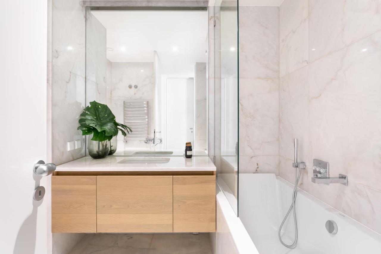 Joivy Elegant 1-Br Apartment In Perfect Centre Лиссабон Экстерьер фото
